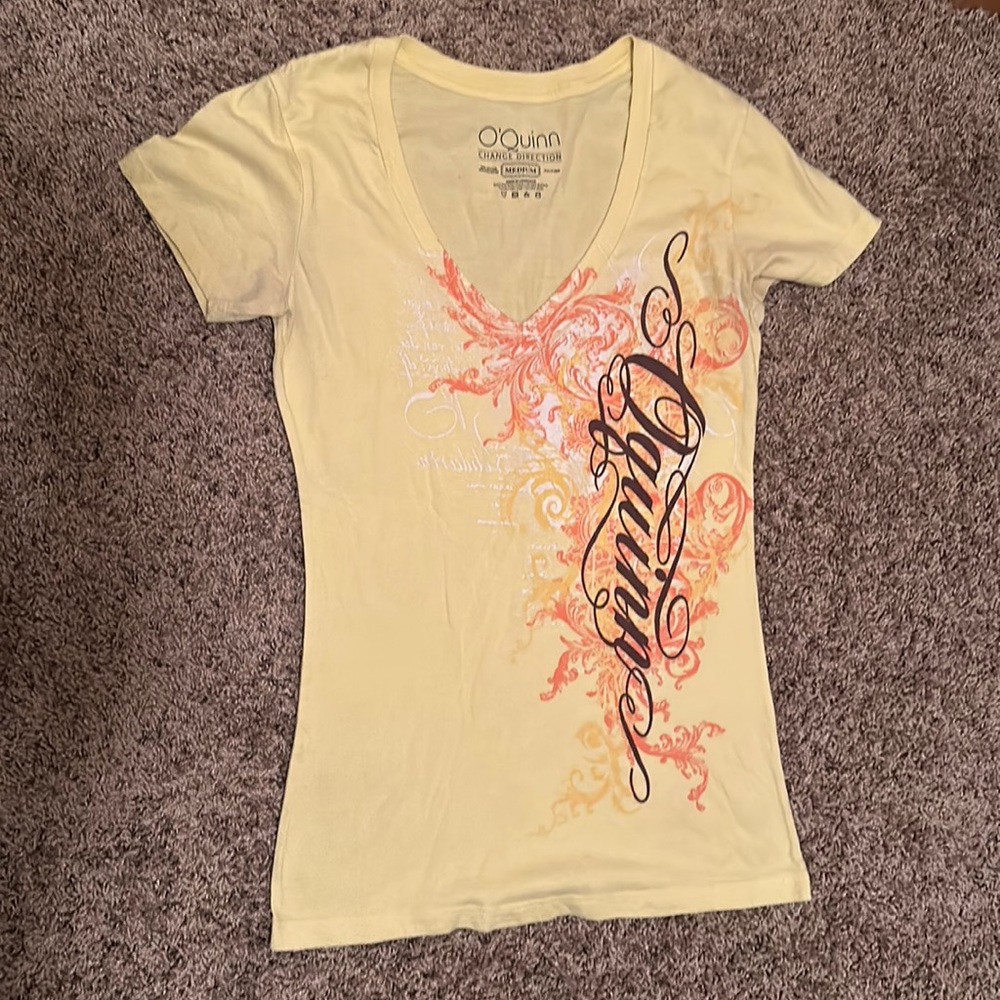 Women’s short sleeve graphic tee